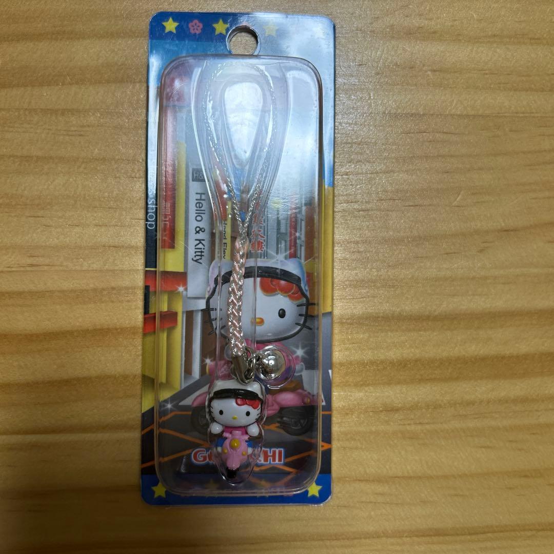 ハローキティ根付け ご当地限定 台湾4個セット - メルカリ