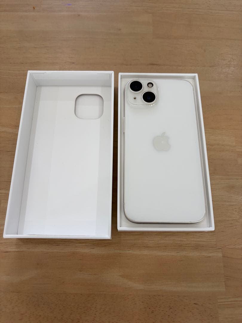 【J】Apple iPhone 14 256GB スターライト