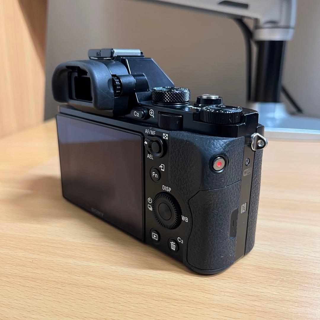 ショット回数1045回。SONY α7S 本体。