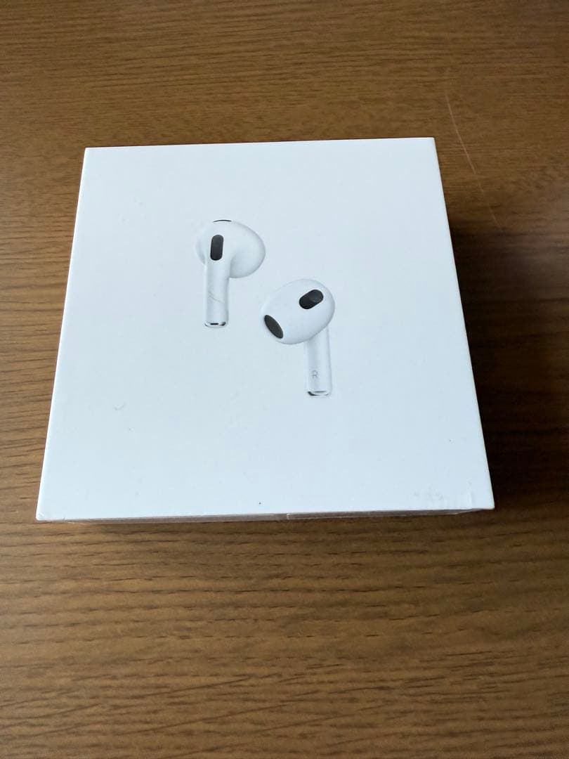 AirPods3本体 充電ケース付き ホワイト AirPods Pro 3を購入 - Apple（日本）