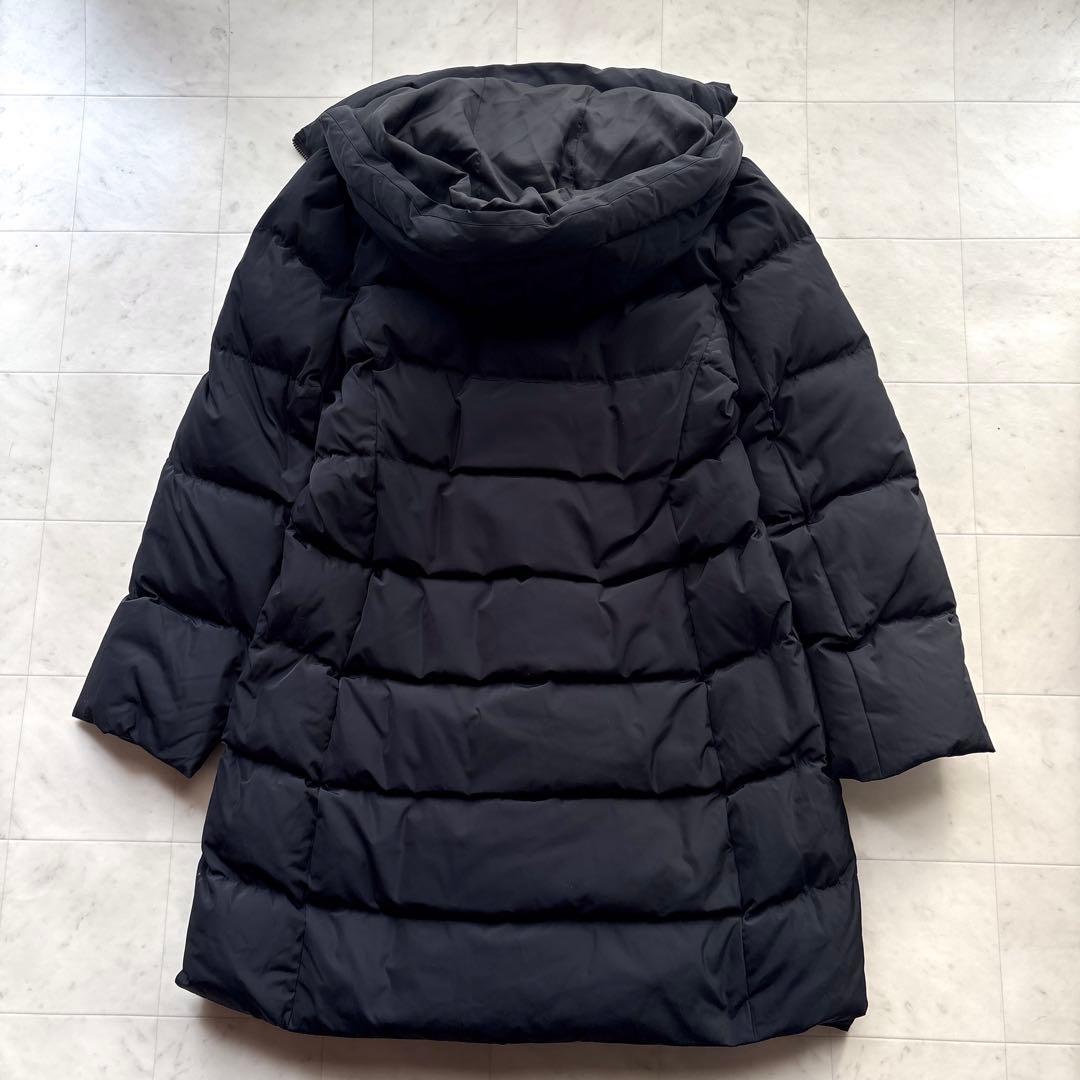 美品 セオリー 定価6.8万 フード付きダウンコート 2way 黒 ブラック M