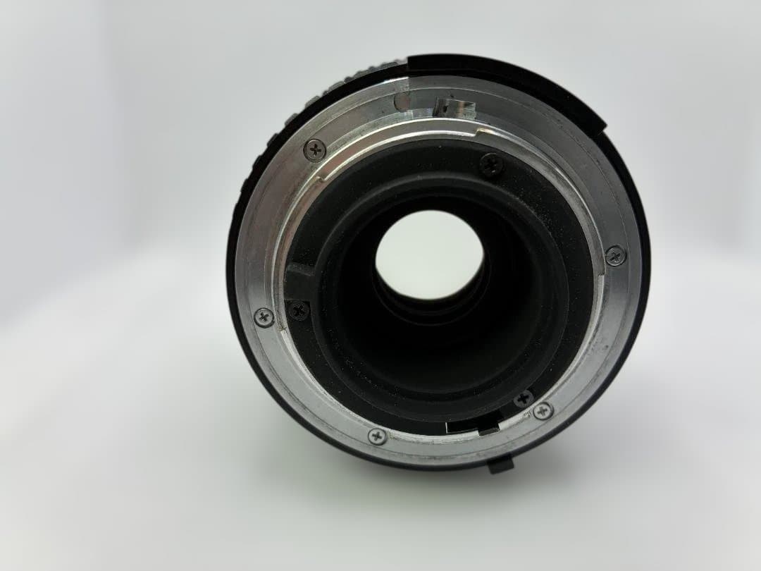 Nikon New FM2 silver 前期ハニカムシャッター幕+ズームレンズ