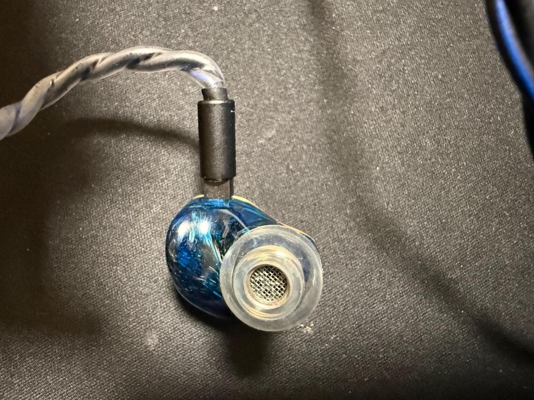 イヤホン UNIQUE MELODY MEST MKIII CF 4.4mm