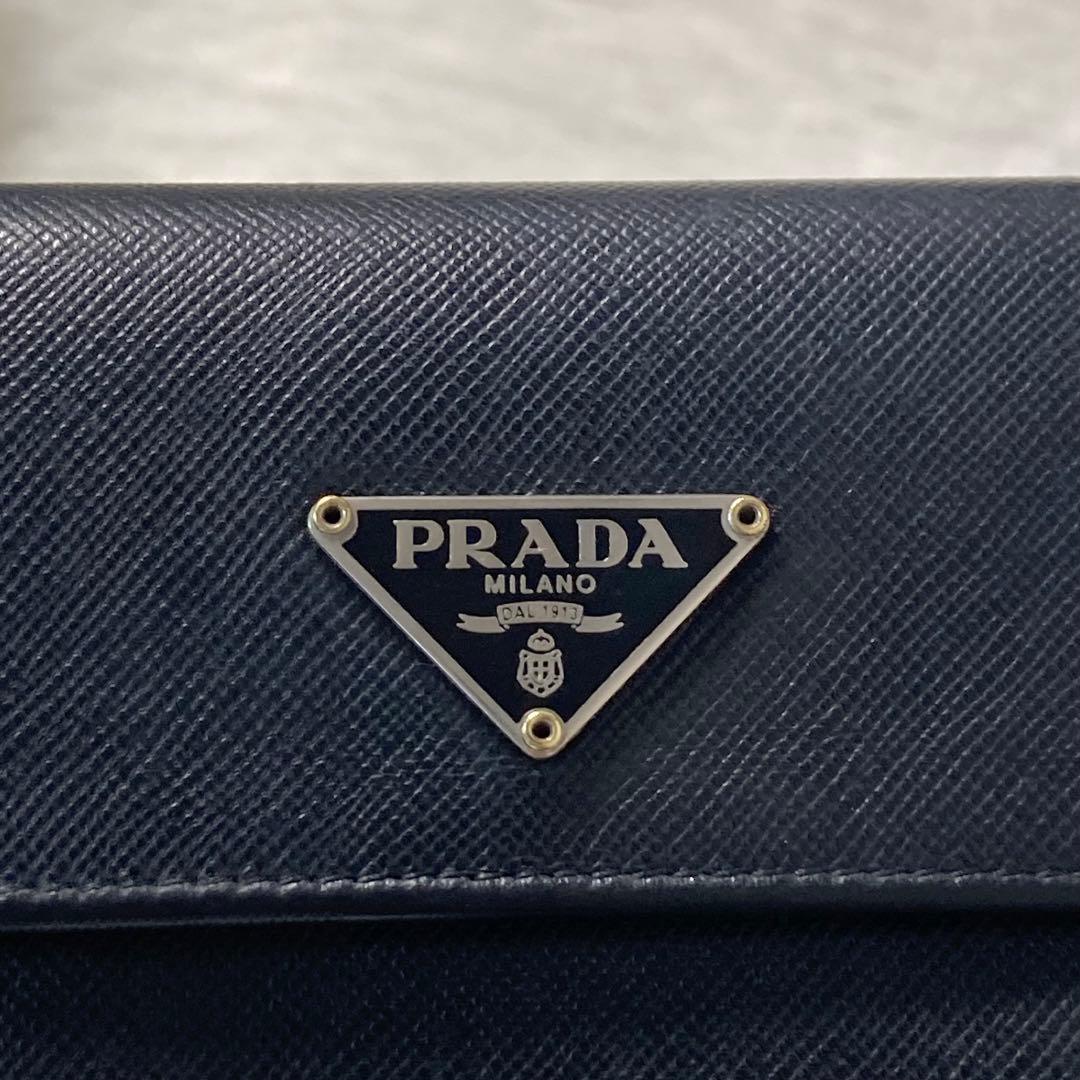 早い者勝ち 美品 PRADA プラダ 二つ折り 財布 三つ折り 三角ロゴ 黒