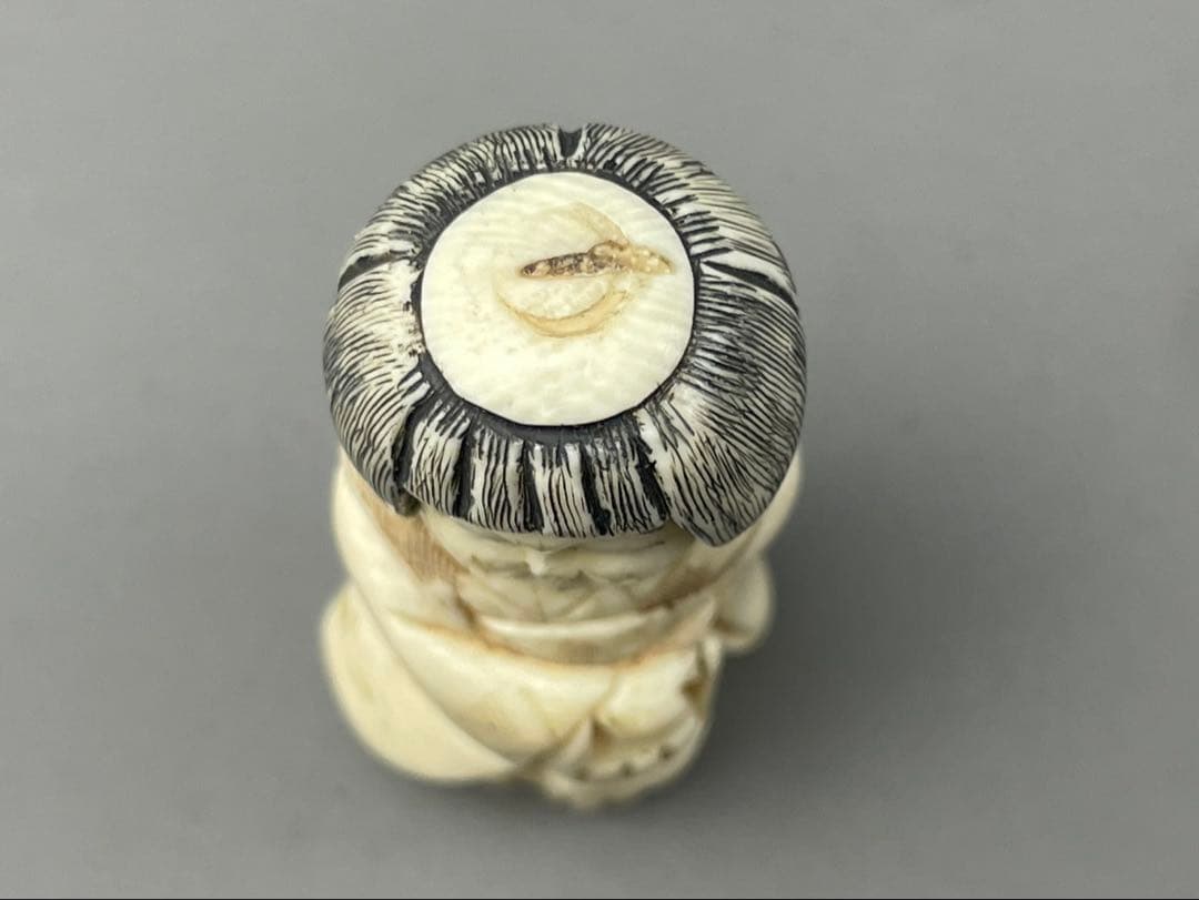 時代根付 マンモス牙製 作家物 中国美術 在銘あり 唐子 女の子 - メルカリ