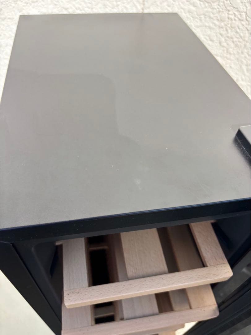 ワインセラー 12本収納 BWC-012P ブラック　ペルチェ式