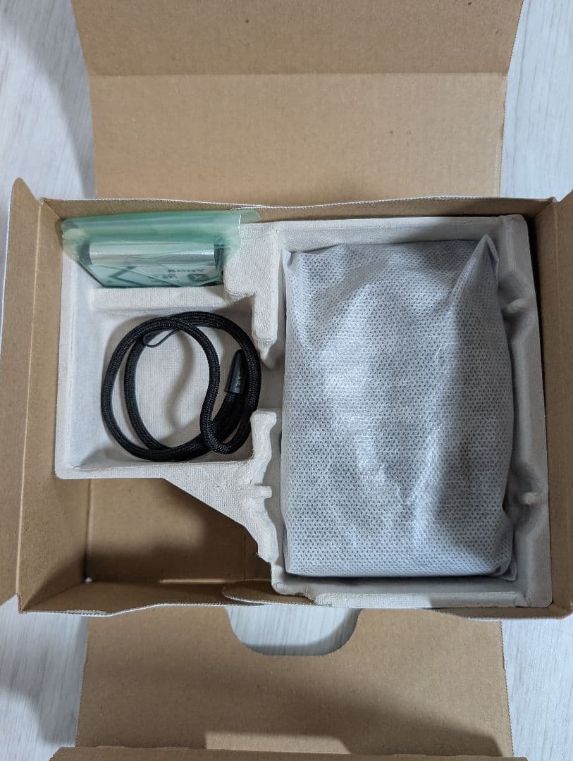 【SONY】サイバーショット DSC-HX60V【中古】