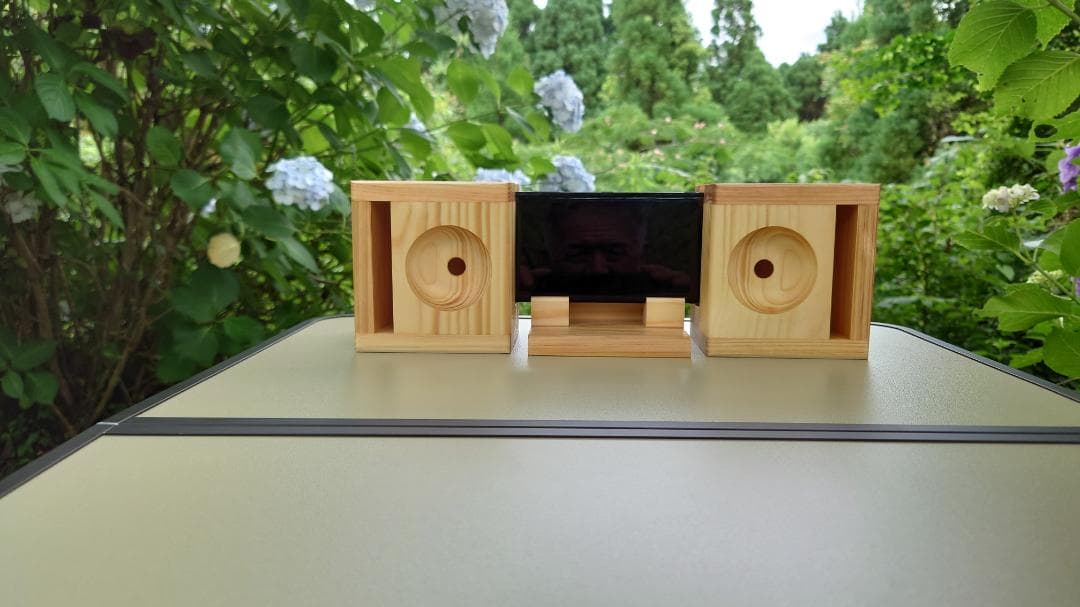 スマートフォン用ステレオ無電源スピーカー