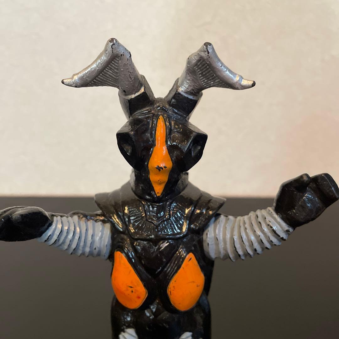 BANDAI ウルトラ怪獣 ゼットン ソフビ フィギュア - メルカリ