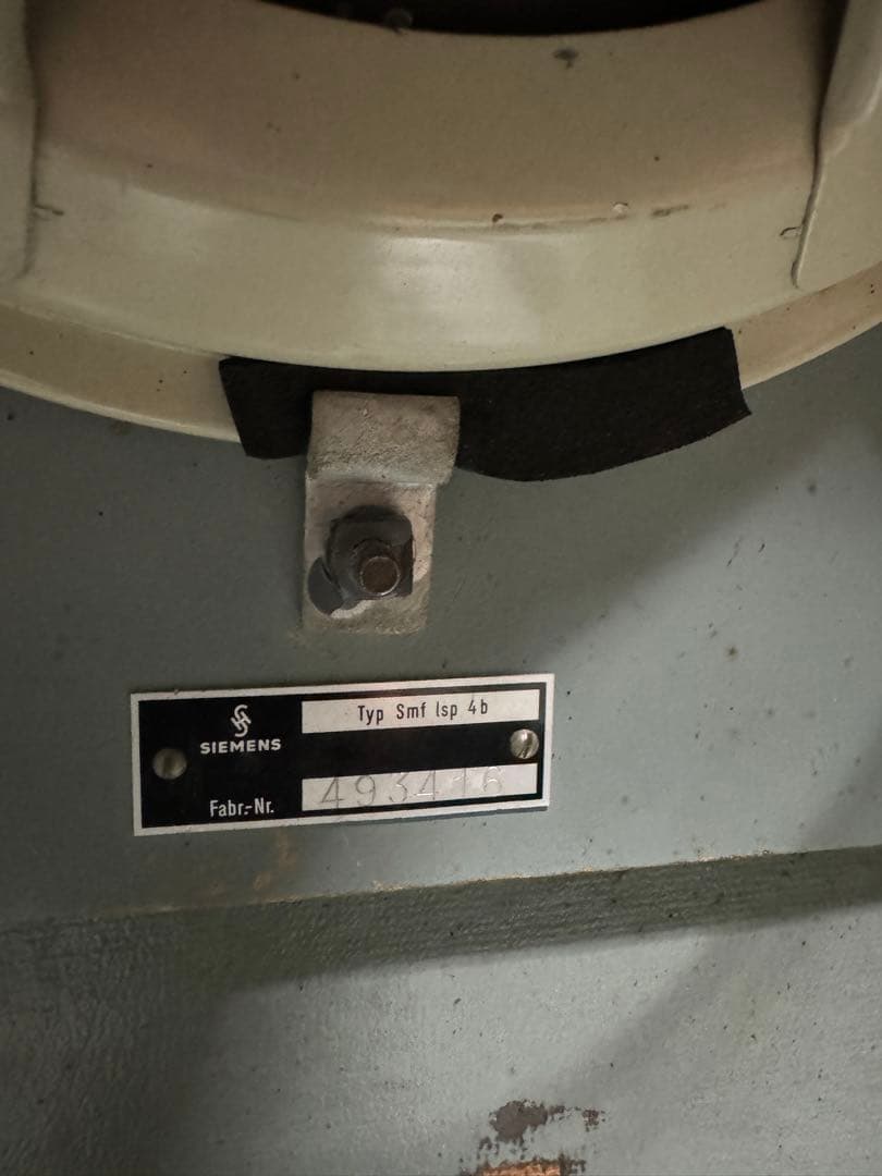 ドイツ　SIEMENS レトロ スピーカー 緑色 メッシュグリル付き