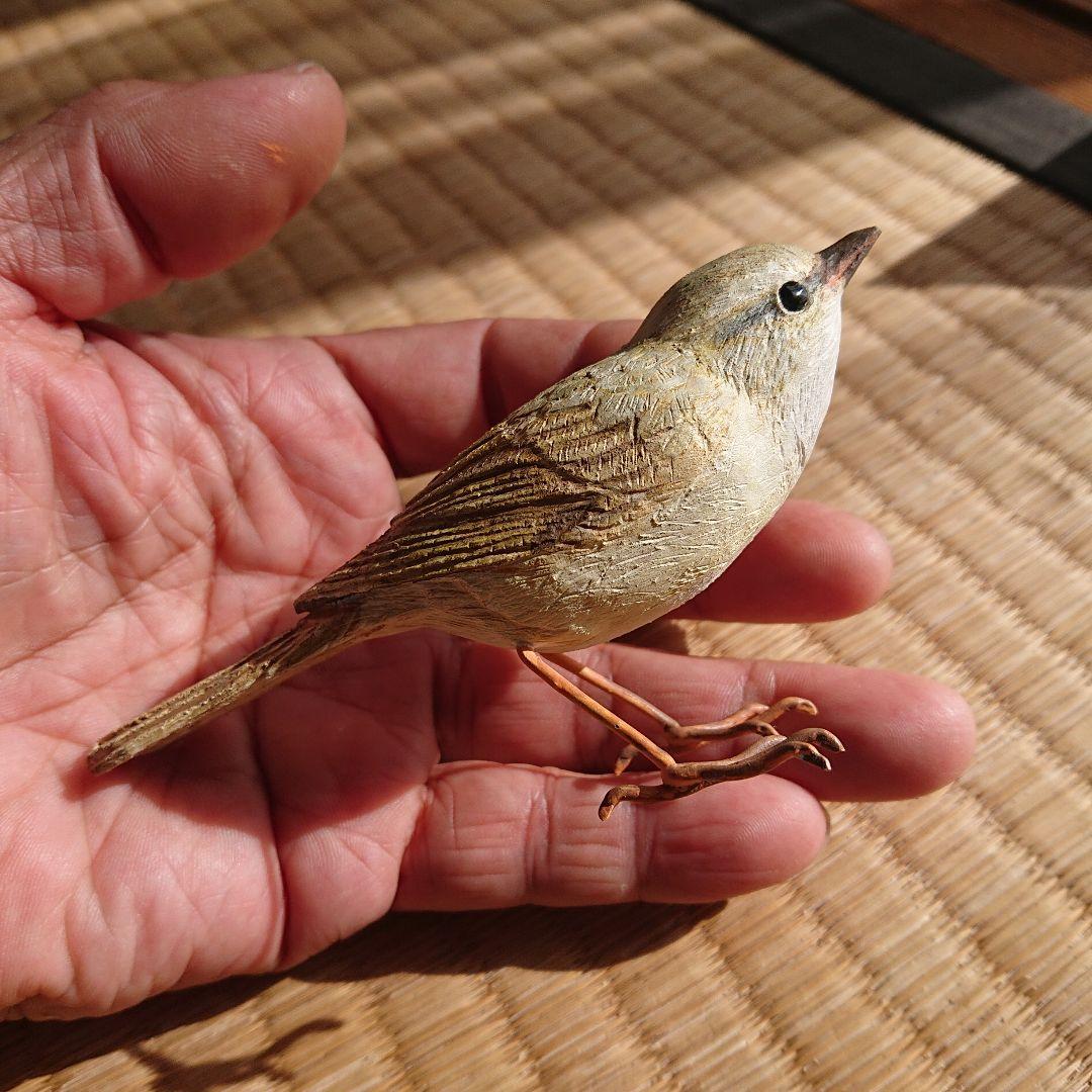 小さなバードカービング ウグイス 野鳥 木彫り - メルカリ