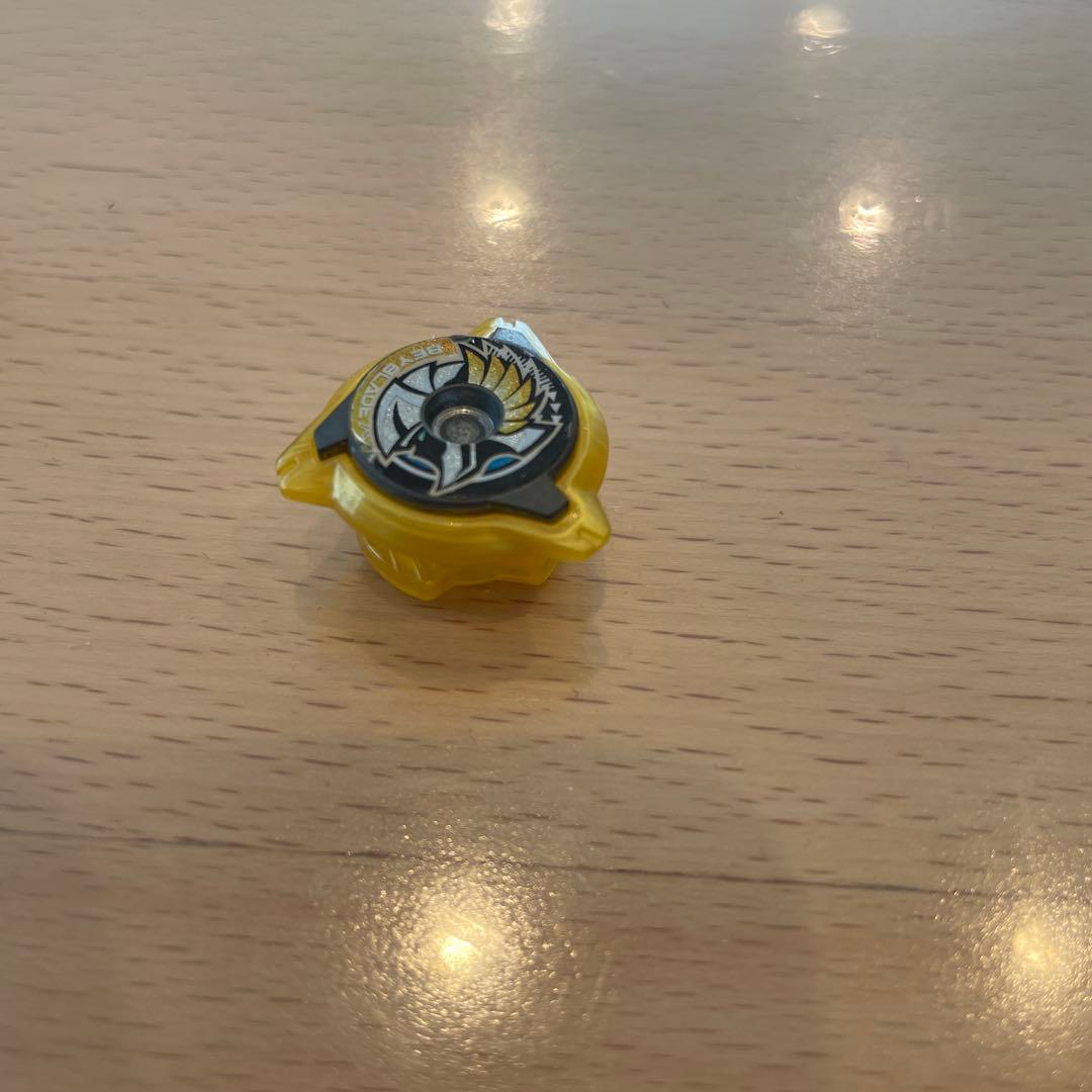 ワルキューレボルトS4-70V 内収録 ロックチップ ベイブレードX - メルカリ