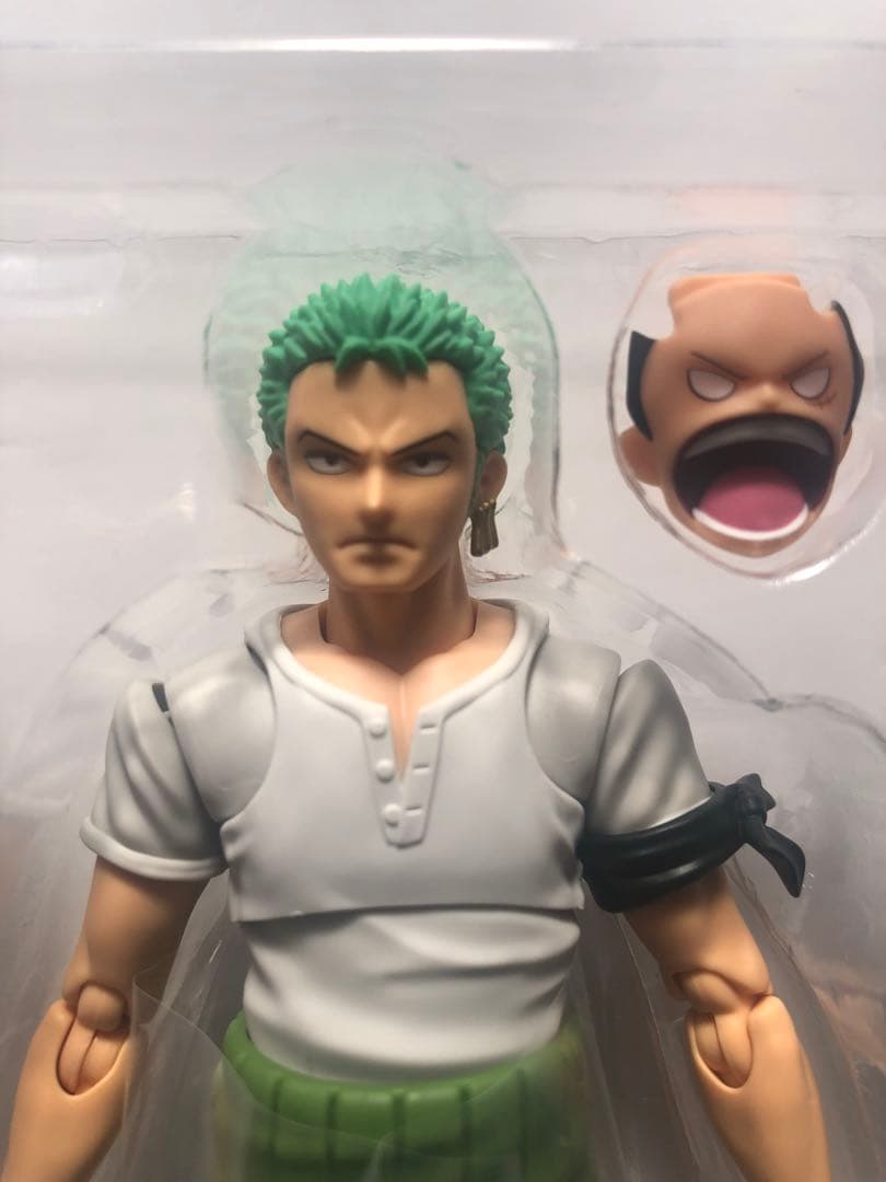 s.hフィギュアーツ ロロノア・ゾロ ジュラキュール・ミホーク - メルカリ