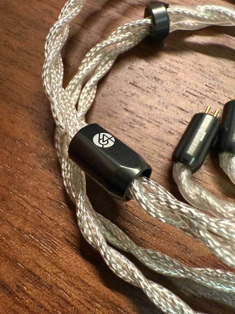 イヤホン 64AUDIO Shielded Silver-Core Cable 4.4