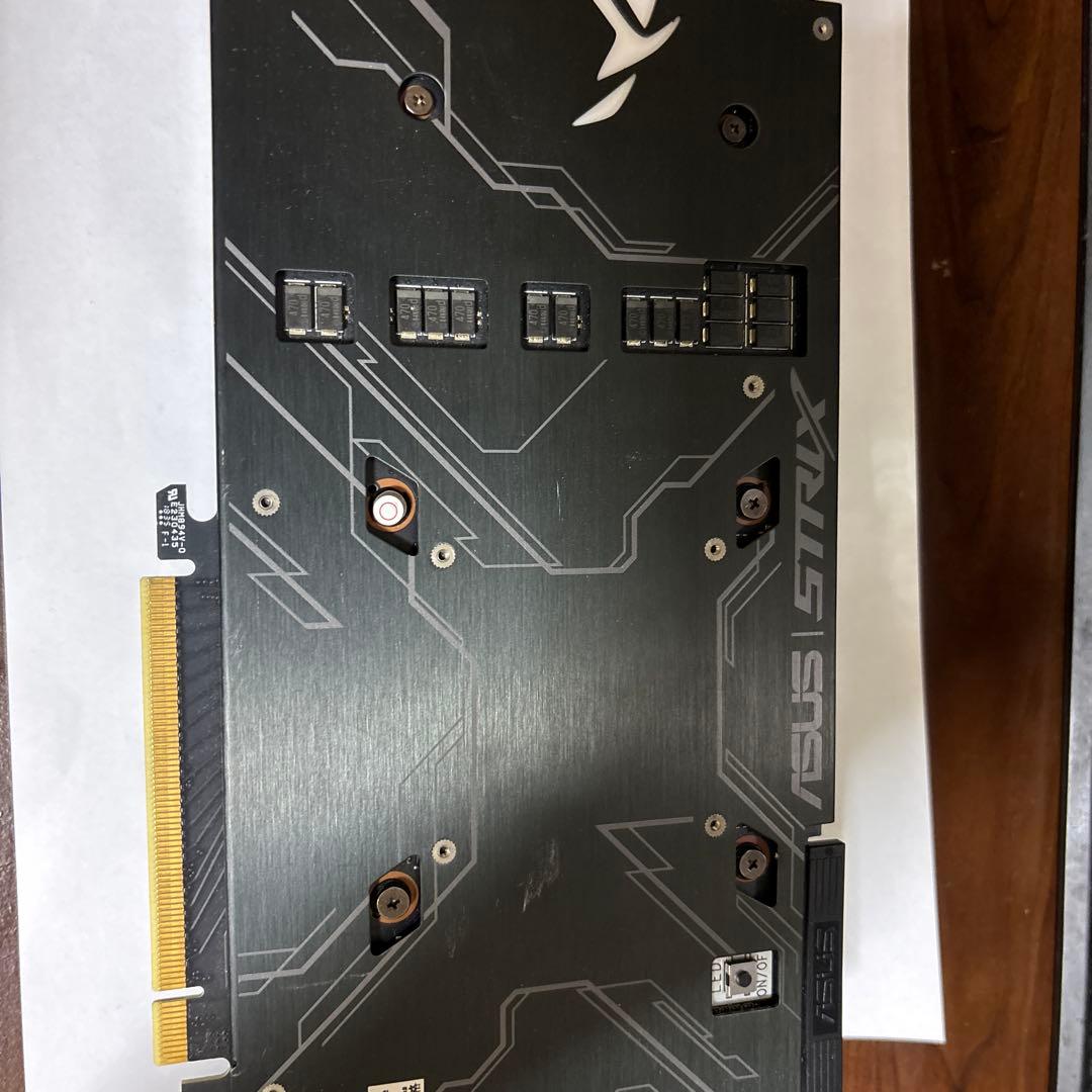 グラフィックボード・グラボ・ビデオカード ASUS ROG STRIX GeForce RTX 2080 8GB OC