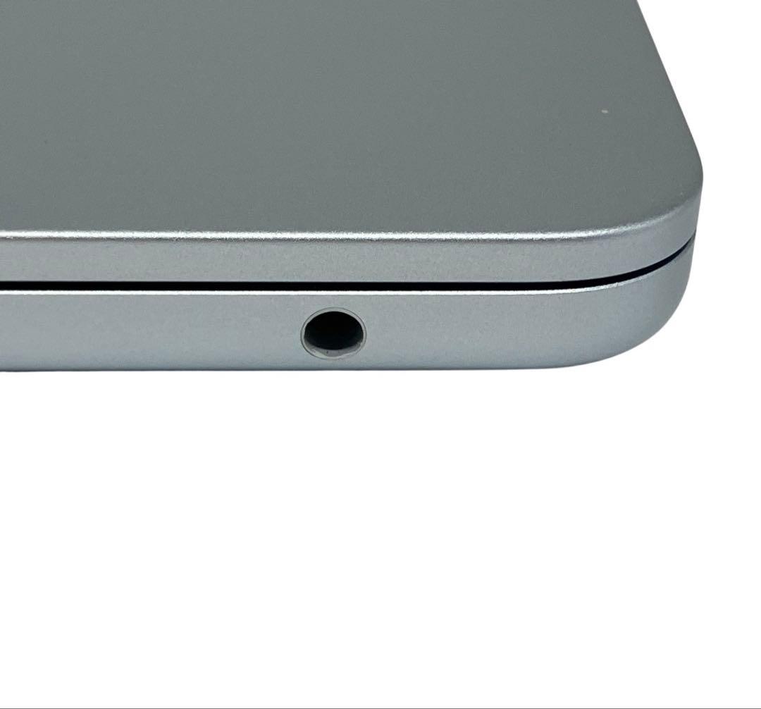 【充放電回数15回】Macbook Air 13インチ M4 スカイブルー 美品