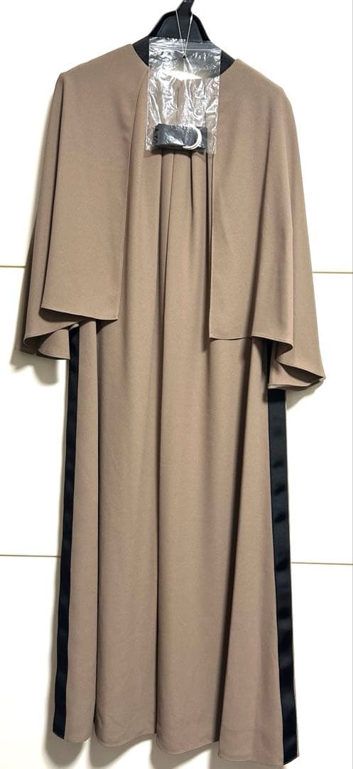 【新品】FENNEL　サイドテープケープワンピース 新品】ヤマダヤ FENNEL フェンネル サイドテープケープワンピース