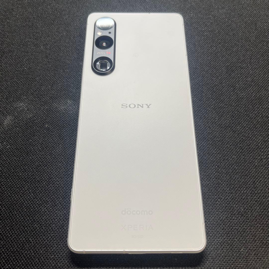 【極美品】Xperia 1 V シルバー SO-51D SIMフリー