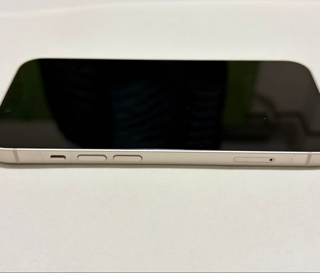 【美品】iPhone14 256GB スターライト・ホワイト SIMフリー