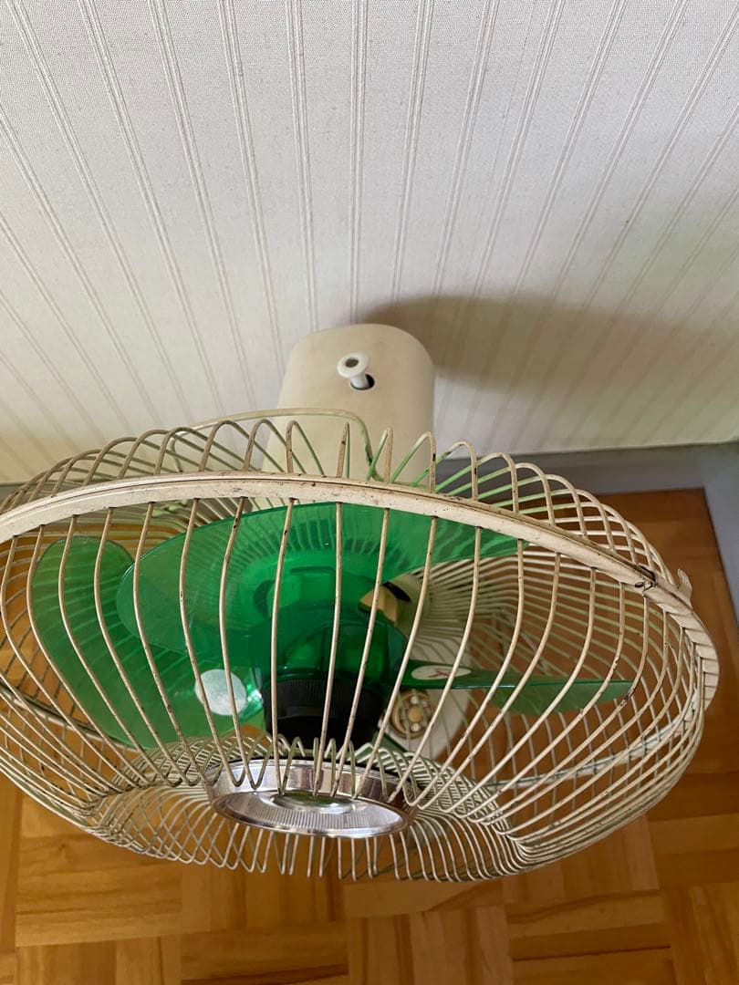 TOSHIBA 扇風機　美品　昭和レトロ