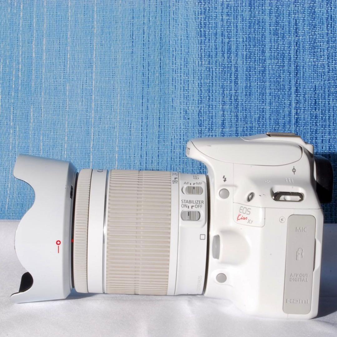Canon EOS Kiss X7 ♥️超可愛い真っ白ボディ♪