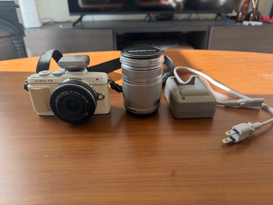 Olympus PEN E-PL7 ミラーレス一眼カメラ Amazon | OLYMPUS ミラーレス一眼 PEN E-PL7 ボディ ホワイト PEN E