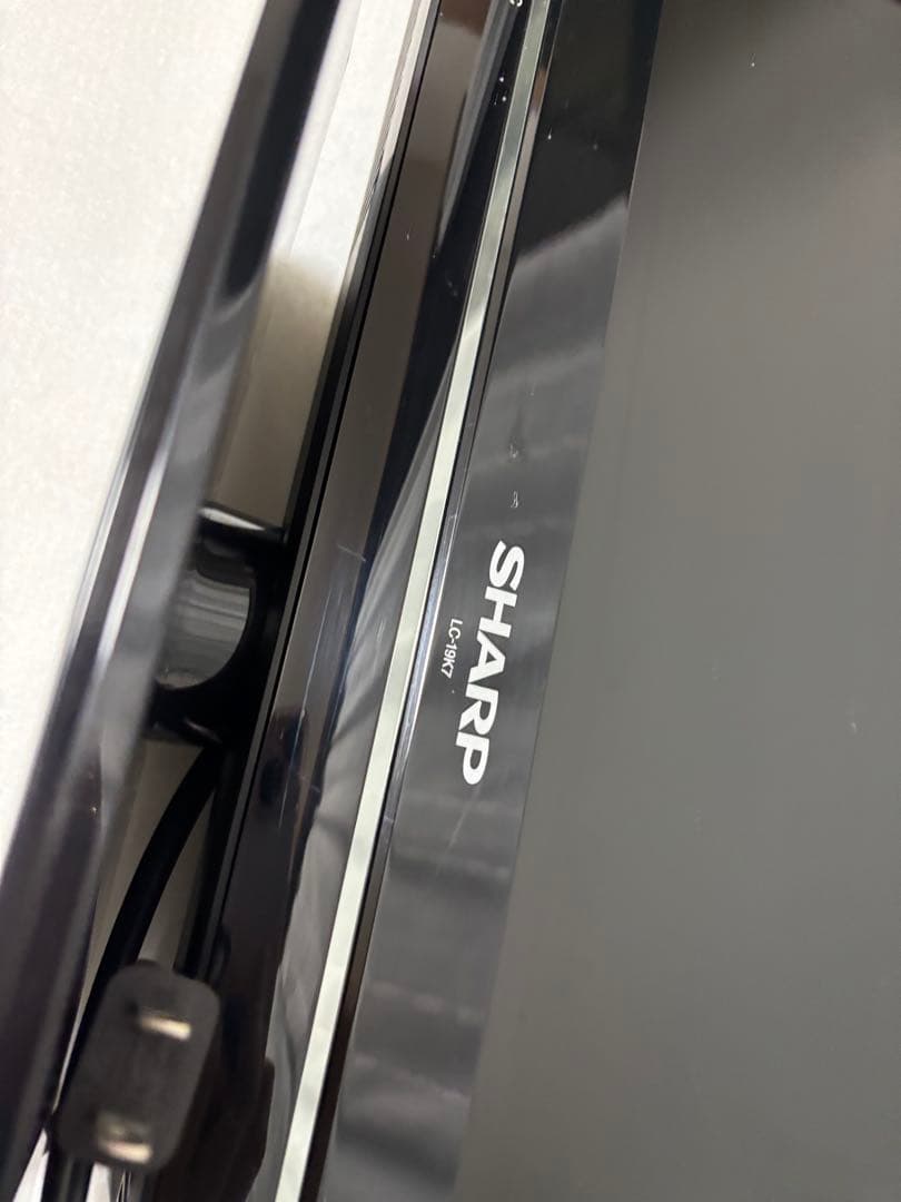 SHARP AQUOS ポータブルテレビLC-19k7 B-CASカード付き