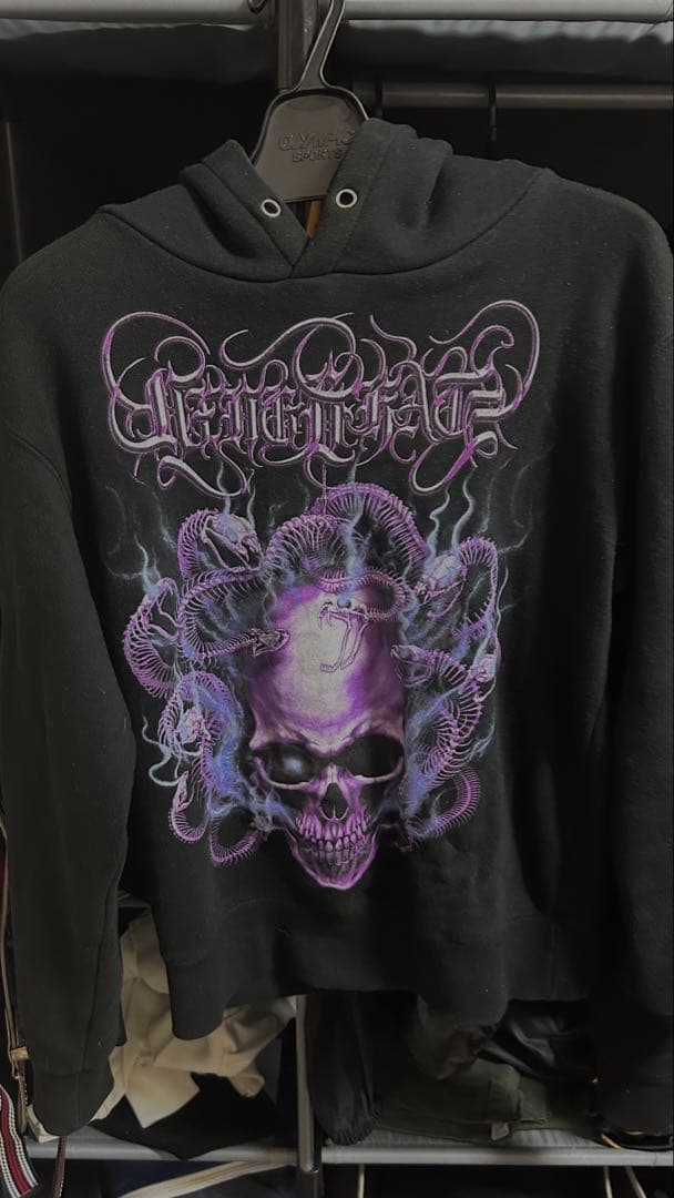 YXNGBRATZ パーカー Pxrge Trxxxper 着用 - メルカリ