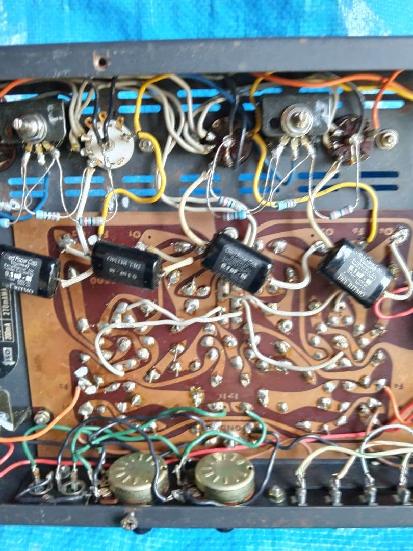 ラックス真空管メインアンプA2500 中古動作品の出品です。 - メルカリ