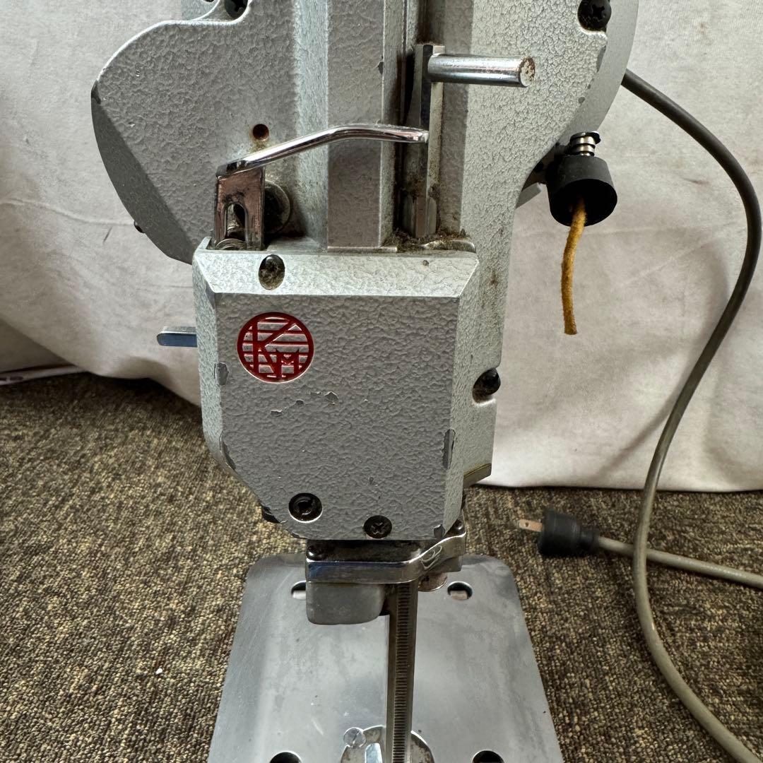 KM MACK 裁断機 カッティングマシーンの通販はau PAY マーケット