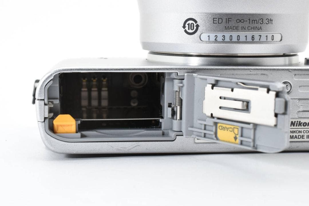 ★極上品★ショット数5902回★ニコン 1 J3 シルバー 1 #586