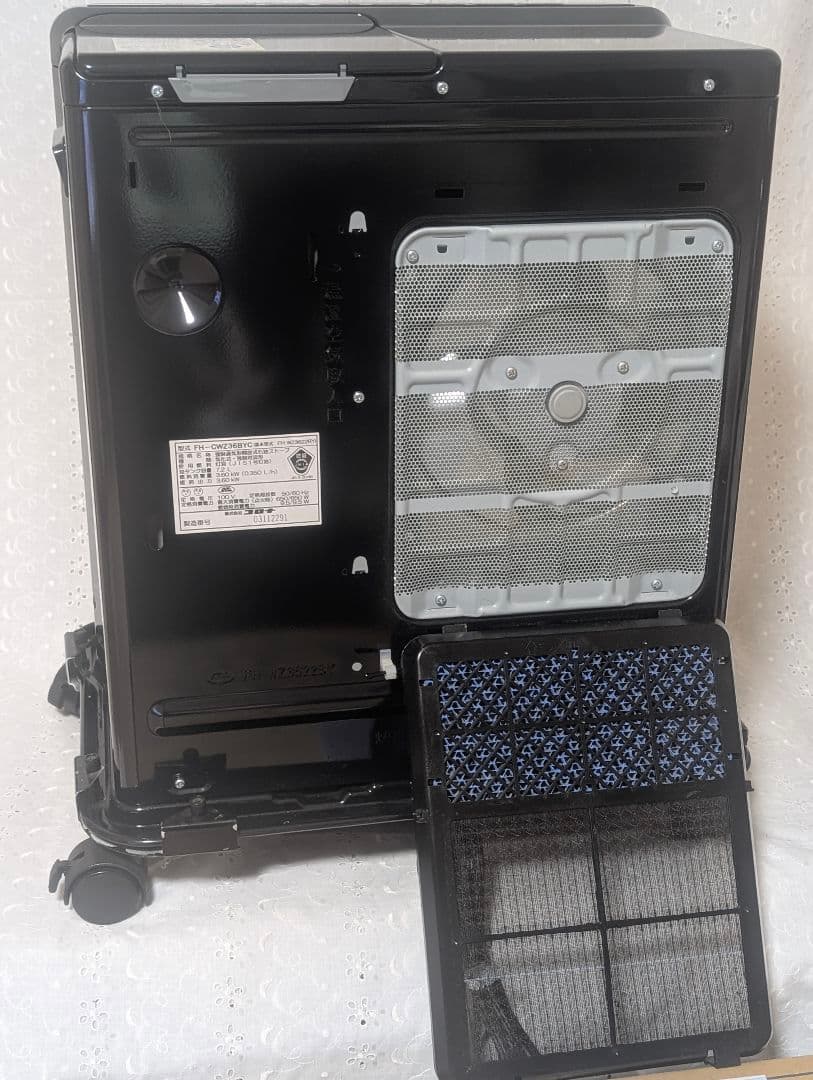 美品！コロナ石油ファンヒーターWZシリーズ「FH-CWZ36BYC（黒色）」