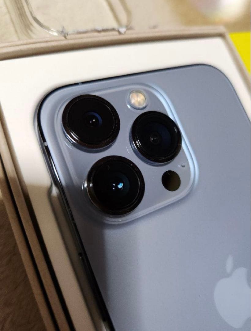 Apple iPhone 13 Pro シエラブルー 新品同様品！！