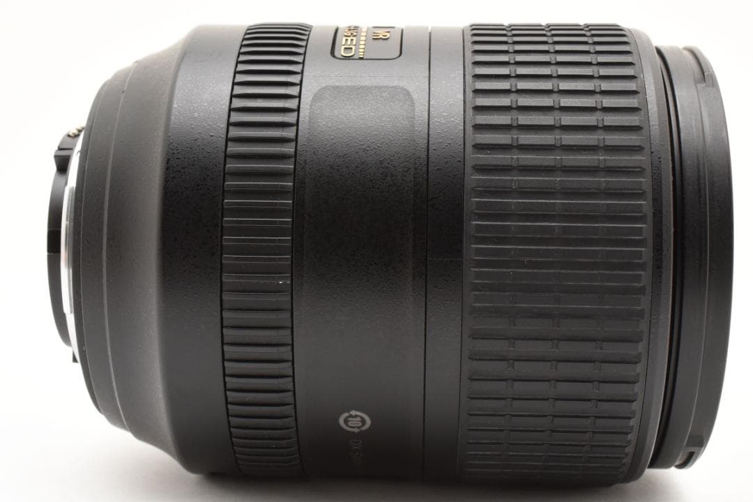 ニコ AF-S NIKKOR 18-300mm F3.5-6.3G ED VR