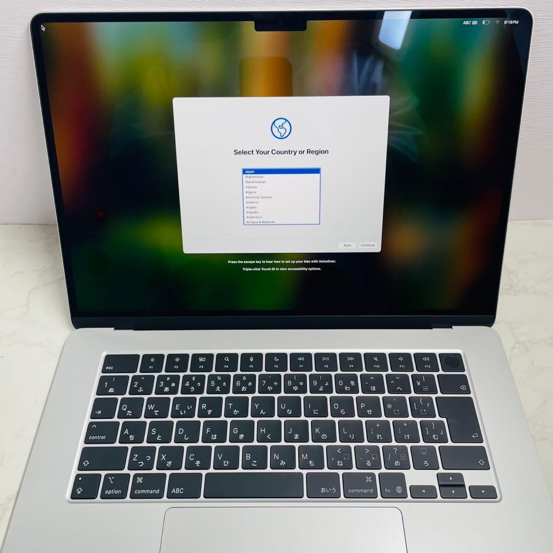 MacBook Air 15インチ M4 16GB SSD 256GB シルバー
