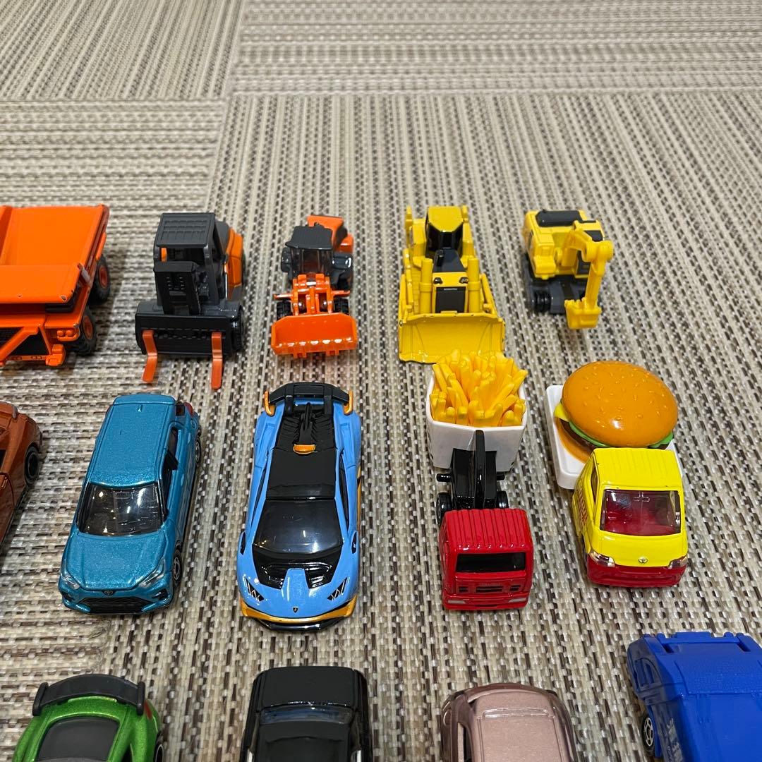 トミカ 39台まとめ売り - メルカリ