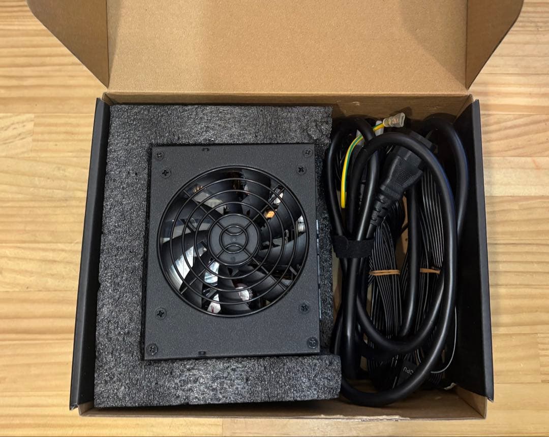 【土日緊急値下げ】FSP DAGGER 850W SFX電源