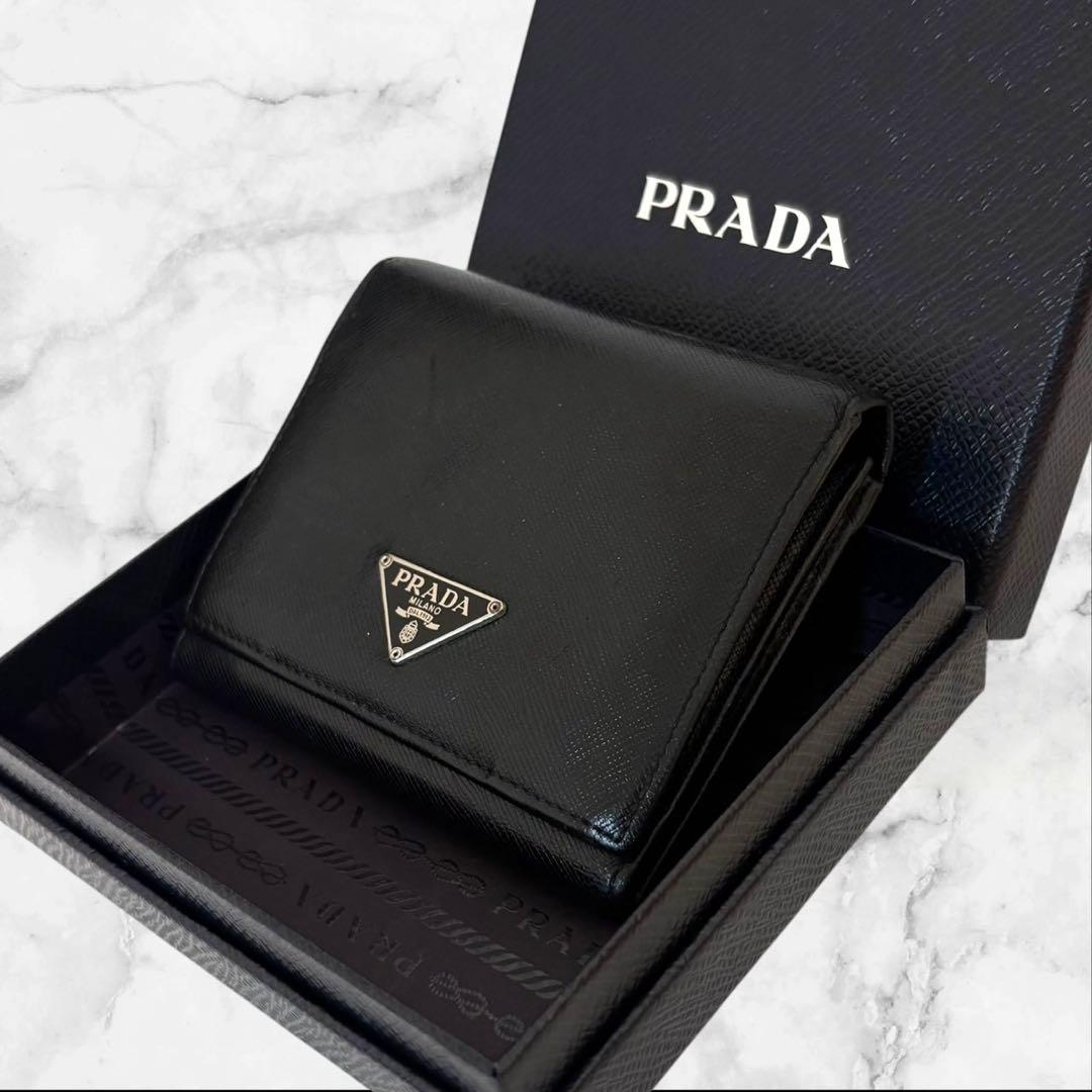 極美品✨ PRADA プラダ 三つ折り財布 サフィアーノ ブラック 三角ロゴ