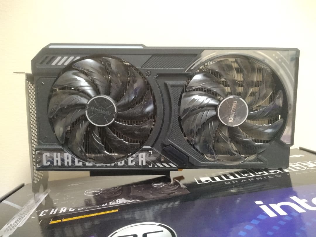 グラフィックボード・グラボ・ビデオカード ASRock CHALLENGER Intel ARC B580