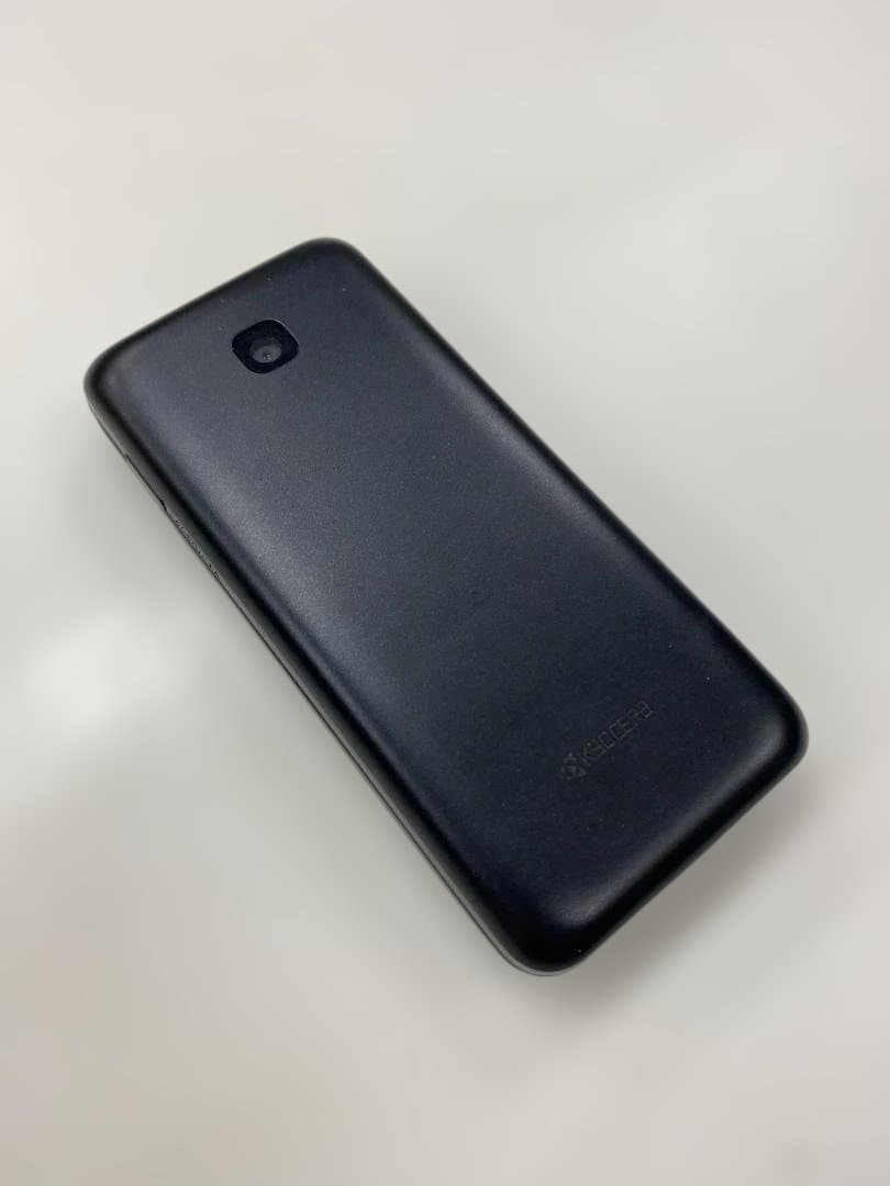 GRATINA　KYF42　au　携帯電話