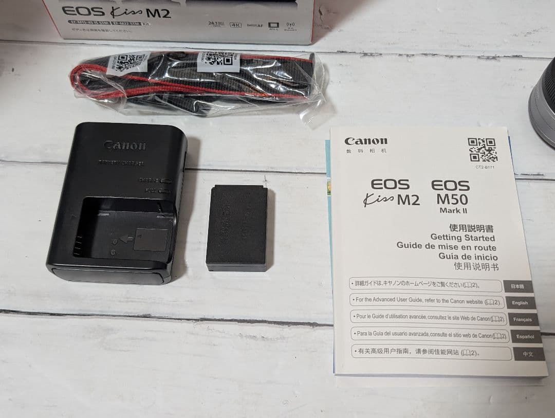 【美品】Canon EOS Kiss m2 ミラーレスカメラ ダブルレンズキット