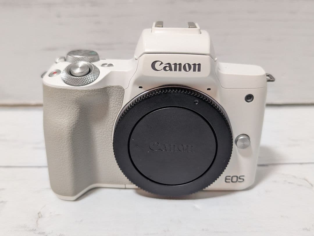 【美品】Canon EOS Kiss m2 ミラーレスカメラ ダブルレンズキット
