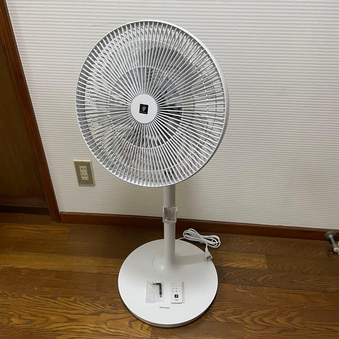 美品　シャープ 扇風機 サーキュレーター PJ-S3DS-W 2025年製