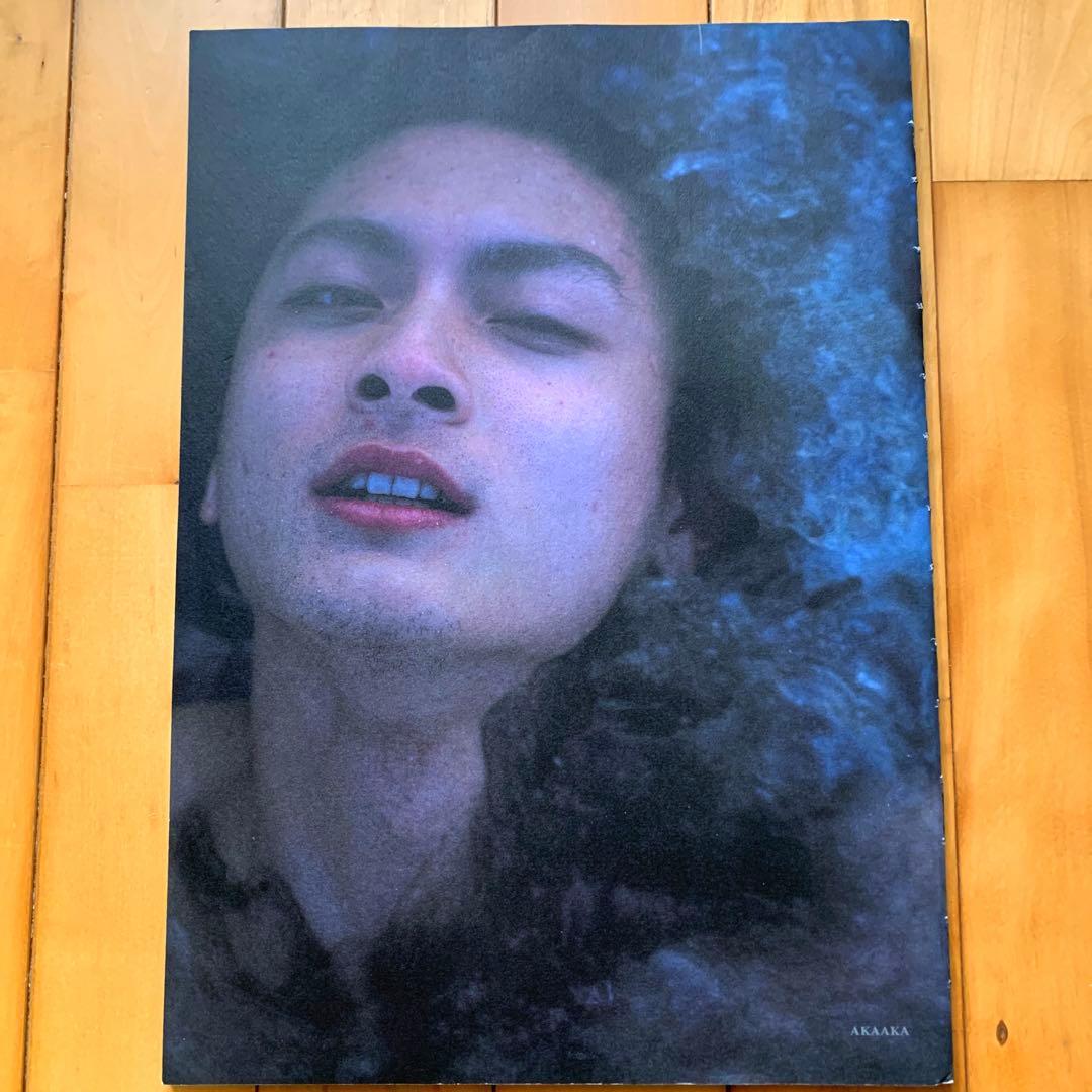 高良健吾 海 写真集／鈴木心 - メルカリ