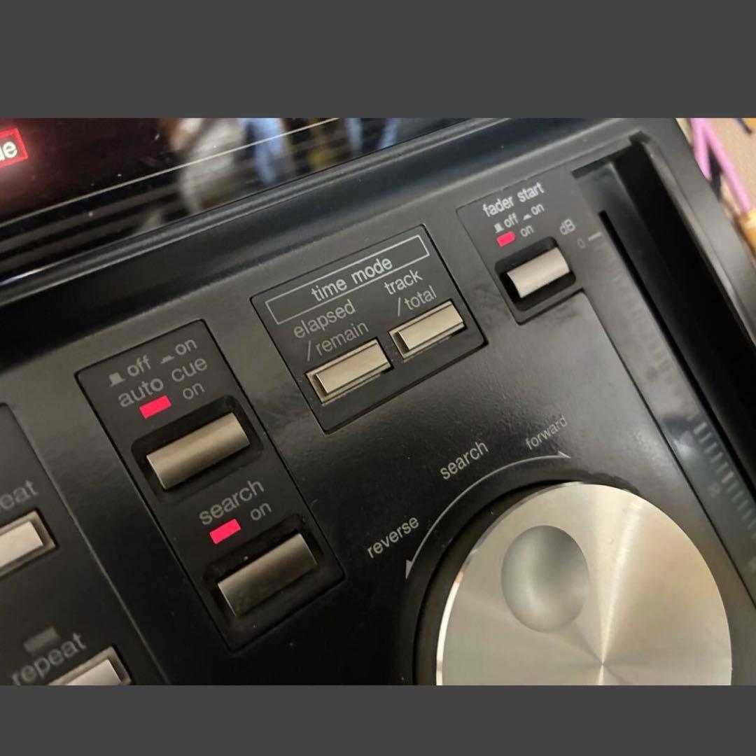 Technics テクニクス SL-P1300 CDプレーヤー ②