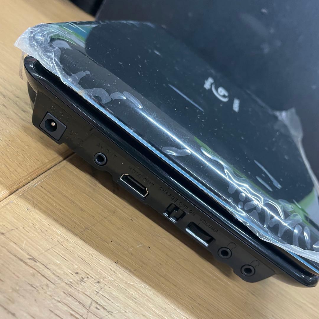 動作品 トムソン ポータブルブルーレイプレーヤー DVPB-0001