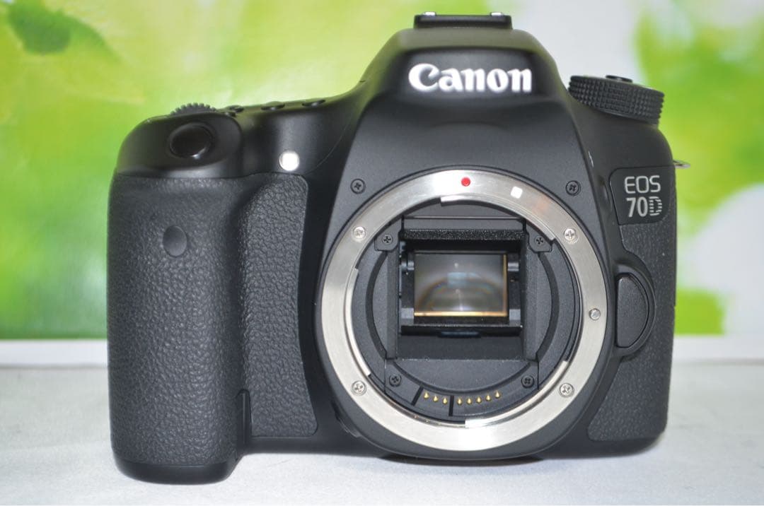 Wi-Fi内蔵★Canon EOS 70D★高画質★動画撮影★おすすめ一眼レフ★