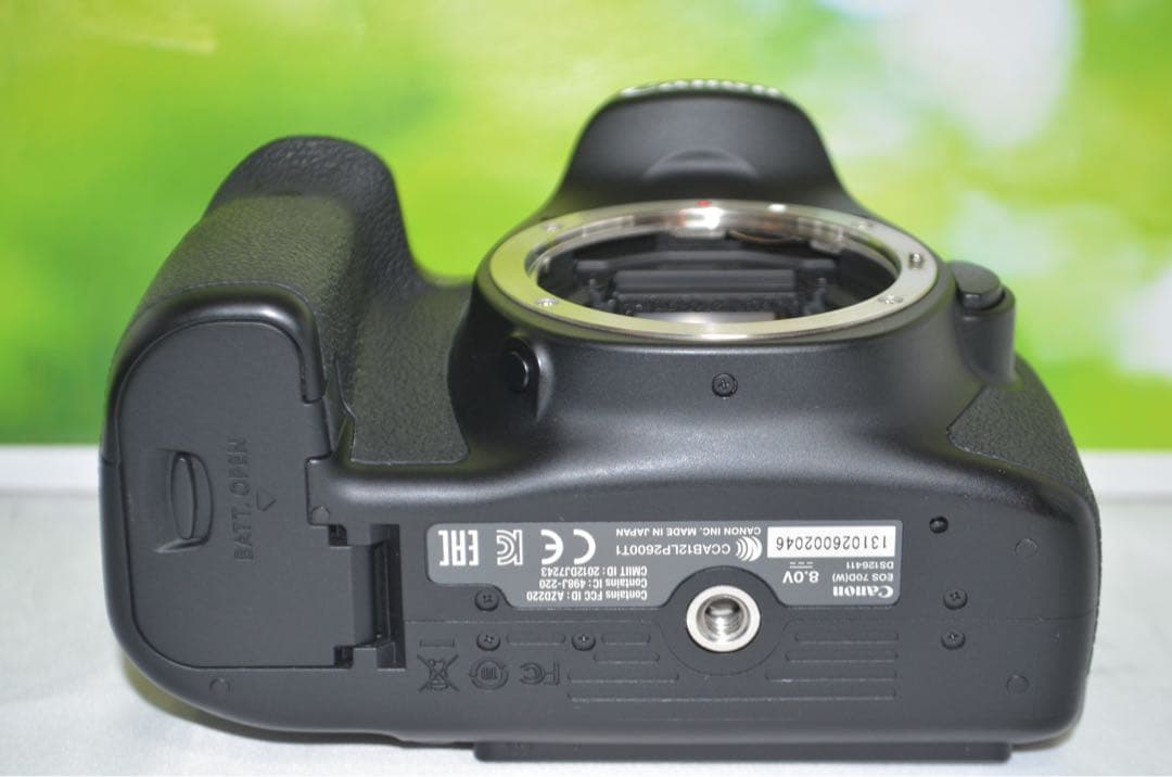 Wi-Fi内蔵★Canon EOS 70D★高画質★動画撮影★おすすめ一眼レフ★