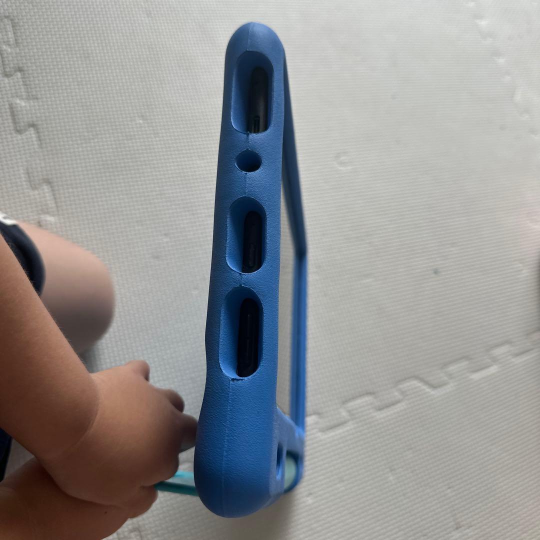 子供用iPad fire HD 10(第11世代)本体＋ブルーケース 25G