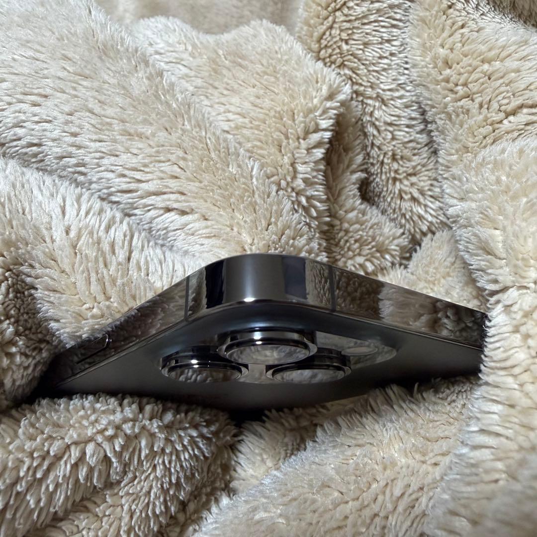 k*2様 Apple iPhone 13 Pro グラファイト 本体 76%